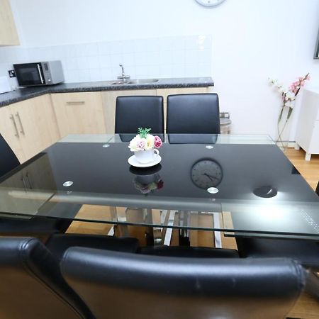 Gorgeous 2 Bedroom 2 Bathroom Woolwich Londra Esterno foto